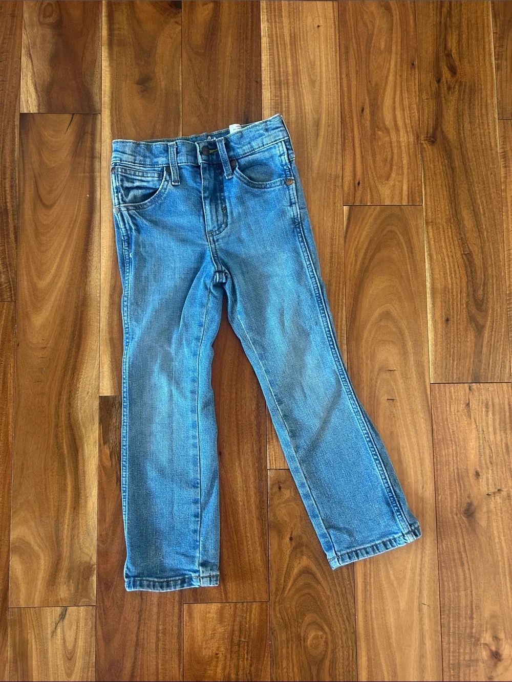 Wrangler Retro Slim Straight Light Blue Jeans
